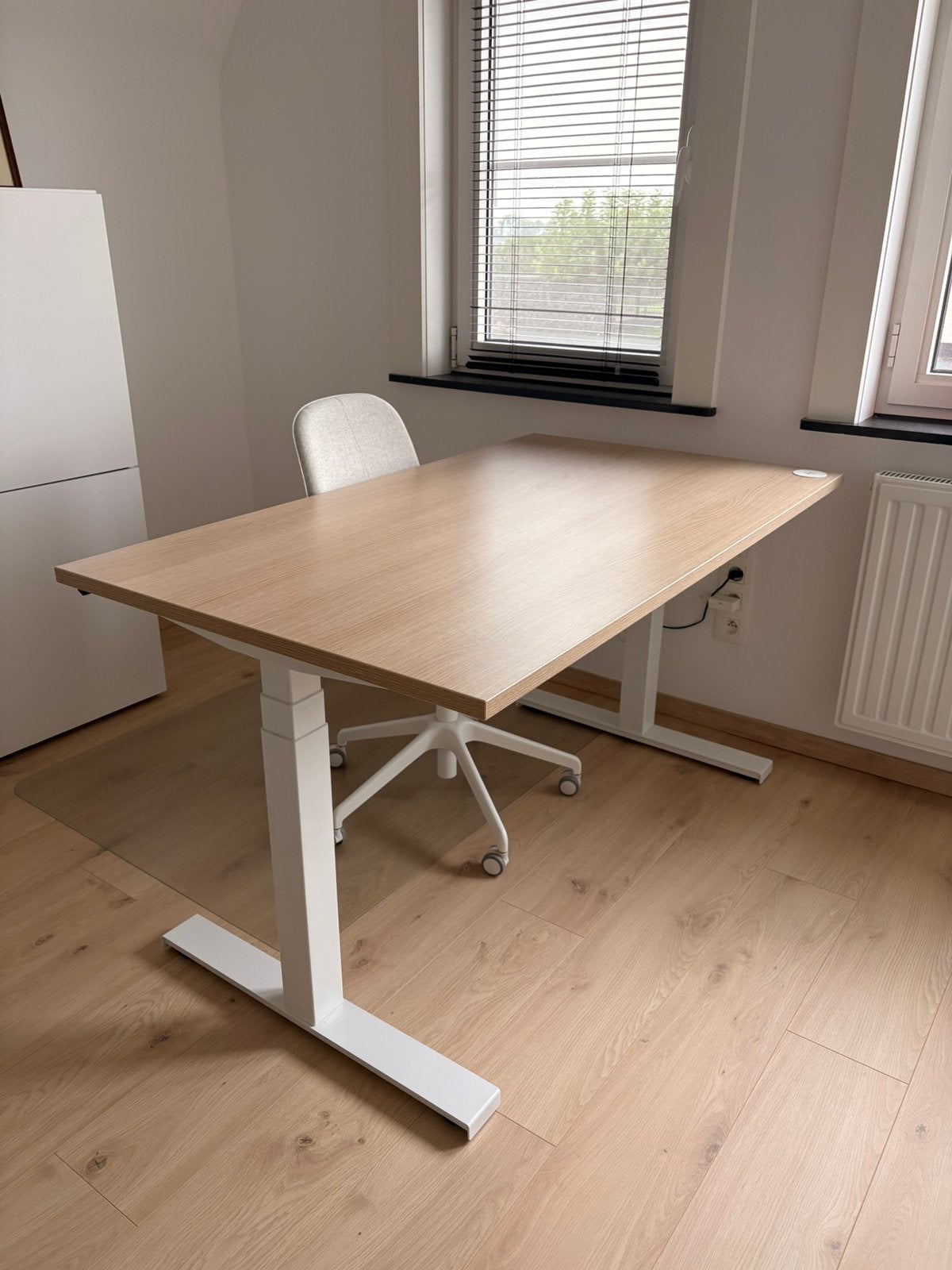 Havic FLEX elektrisch zit-sta bureau met bureaustoel, Ophalen, Zit-sta bureau, Elektrisch, Zo goed als nieuw