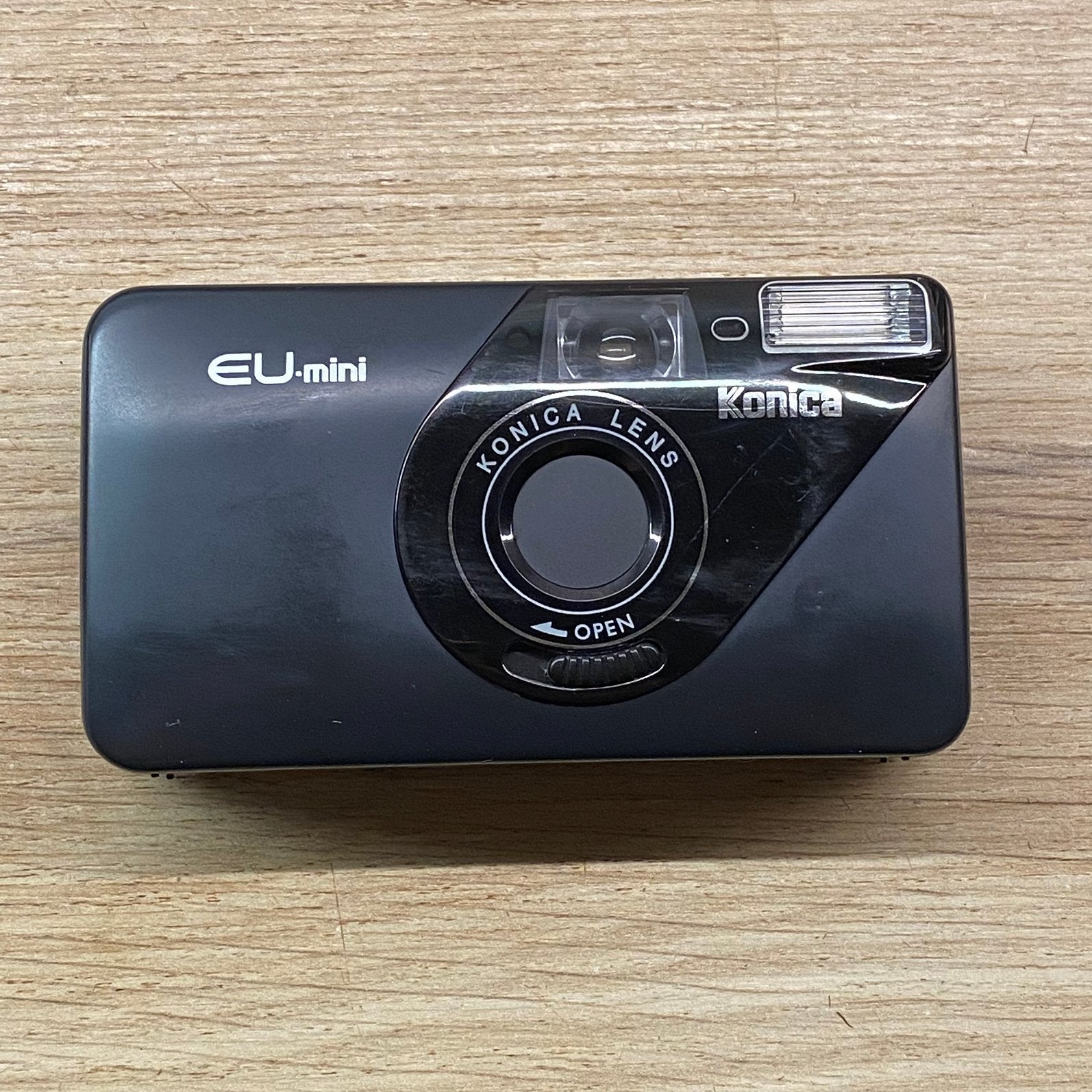 Konica EU-mini, point&shoot* als nieuw, Ophalen of Verzenden, Zo goed als nieuw, Compact, Konica
