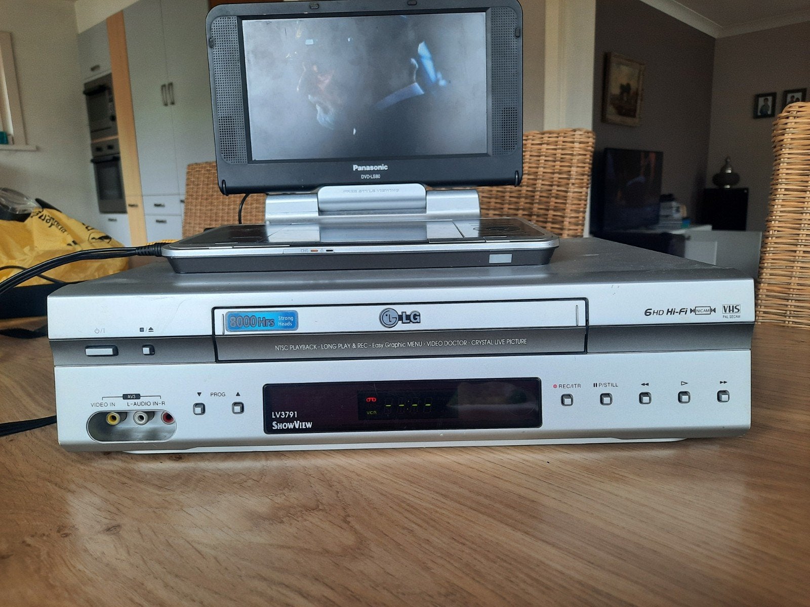 LG LV3991 videospeler, nog goede werkend., Audio, Tv en Foto, Videospelers, Ophalen, Gebruikt, VHS-speler of -recorder