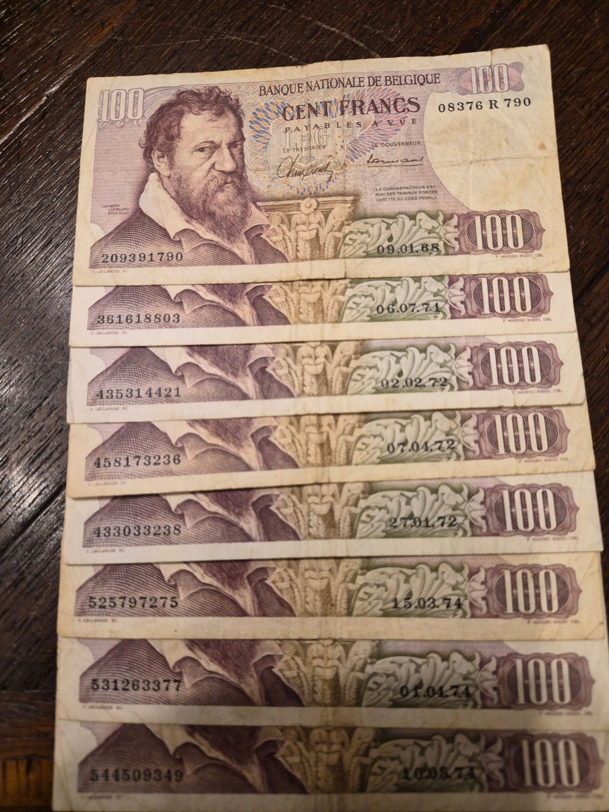 Acht bankbiljetten van 100 frank type Lombard, Postzegels en Munten, Bankbiljetten | België, Ophalen of Verzenden, Setje