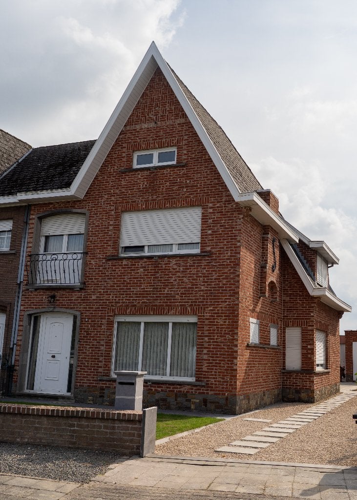 Binnenkort te koop in Wichelen, Immo, Wichelen, Province de Flandre-Orientale, 200 à 500 m², Ventes sans courtier