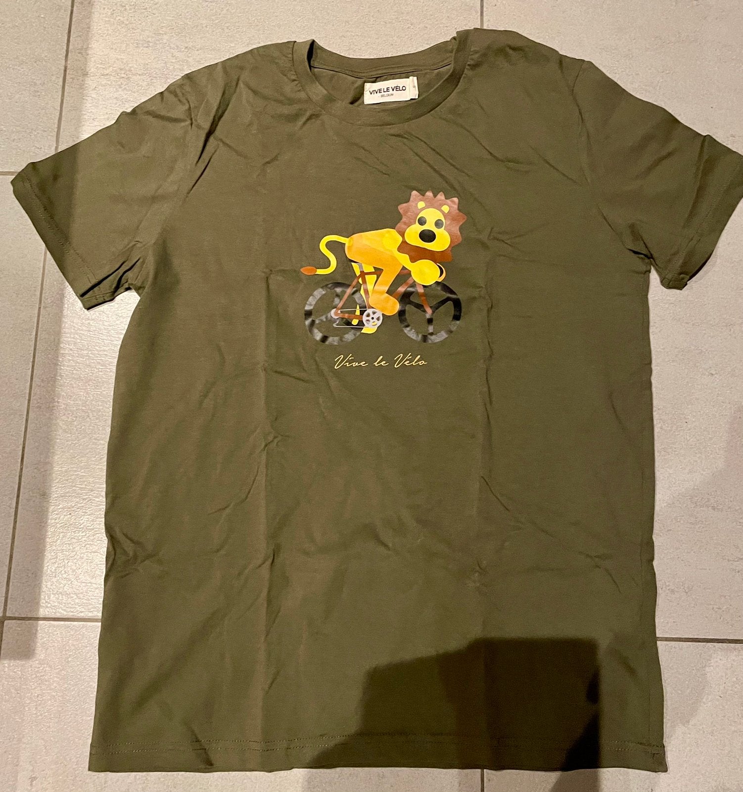 T-shirt Vive le velo small kaki uitstekende staat, Ophalen of Verzenden, Zo goed als nieuw, Maat 46 (S) of kleiner, Overige kleuren