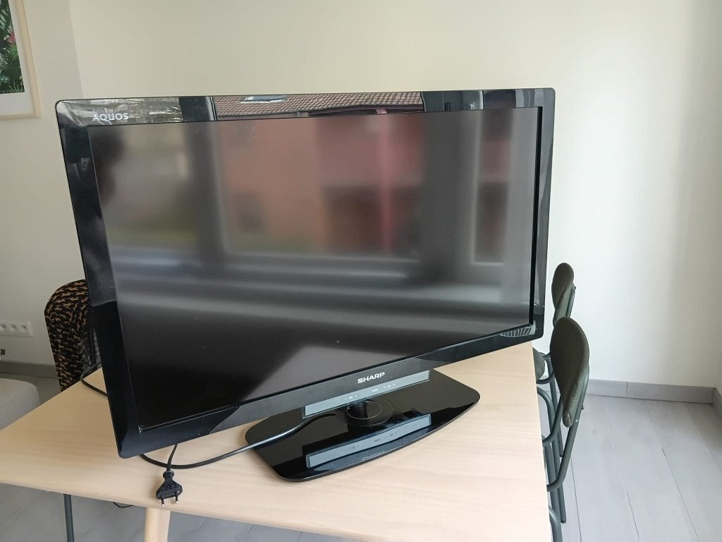 Televisie, Audio, Tv en Foto, Televisies, Ophalen, LCD, Zo goed als nieuw, Sharp