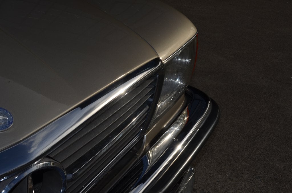 Mercedes 300 SL R107 handgeschakeld, foto 7