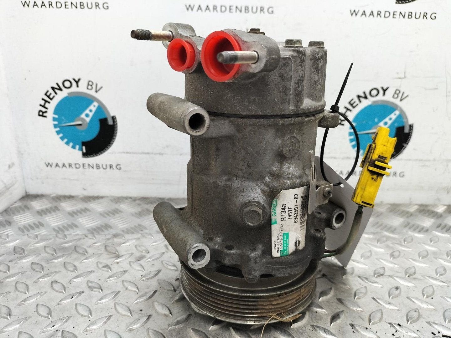 MINI (BMW) MINI R56 1.6 Cooper Chili  AIRCO COMPRESSOR / AIR, Auto-onderdelen, Airco en Verwarming, Gebruikt, ARN erkend, Stiba lid