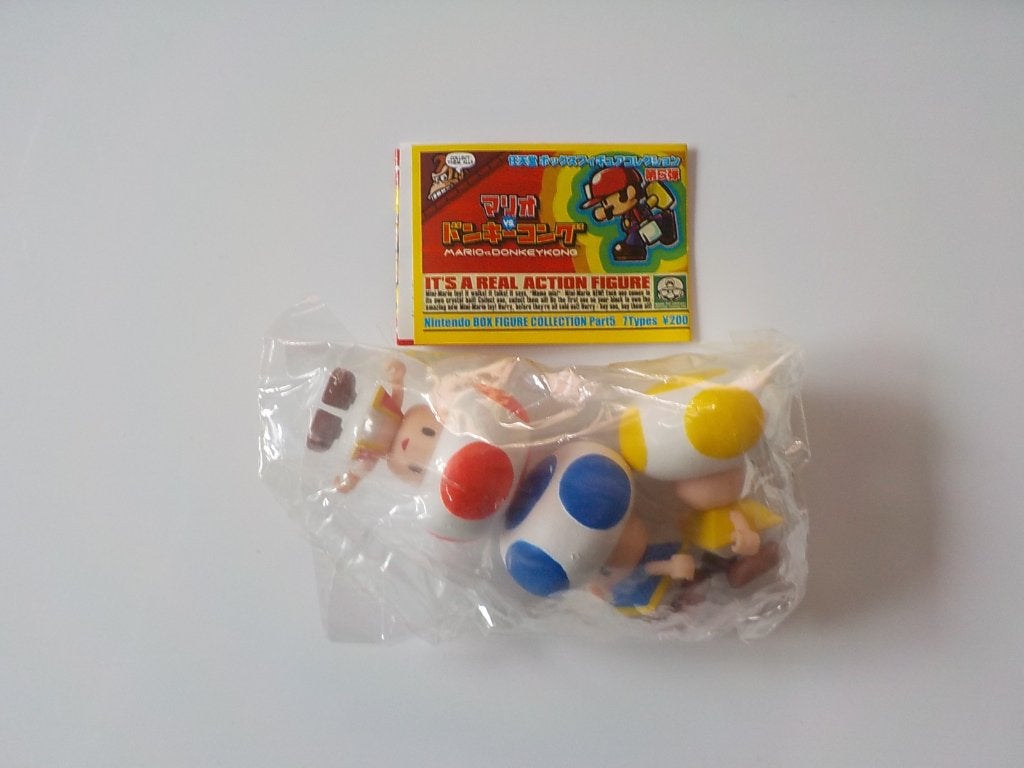 2004 Nintendo Mario vs. Donkey Kong Kubrick Figuur Yujin 3x, Games en Spelcomputers, Games | Nintendo Game Boy, Ophalen of Verzenden
