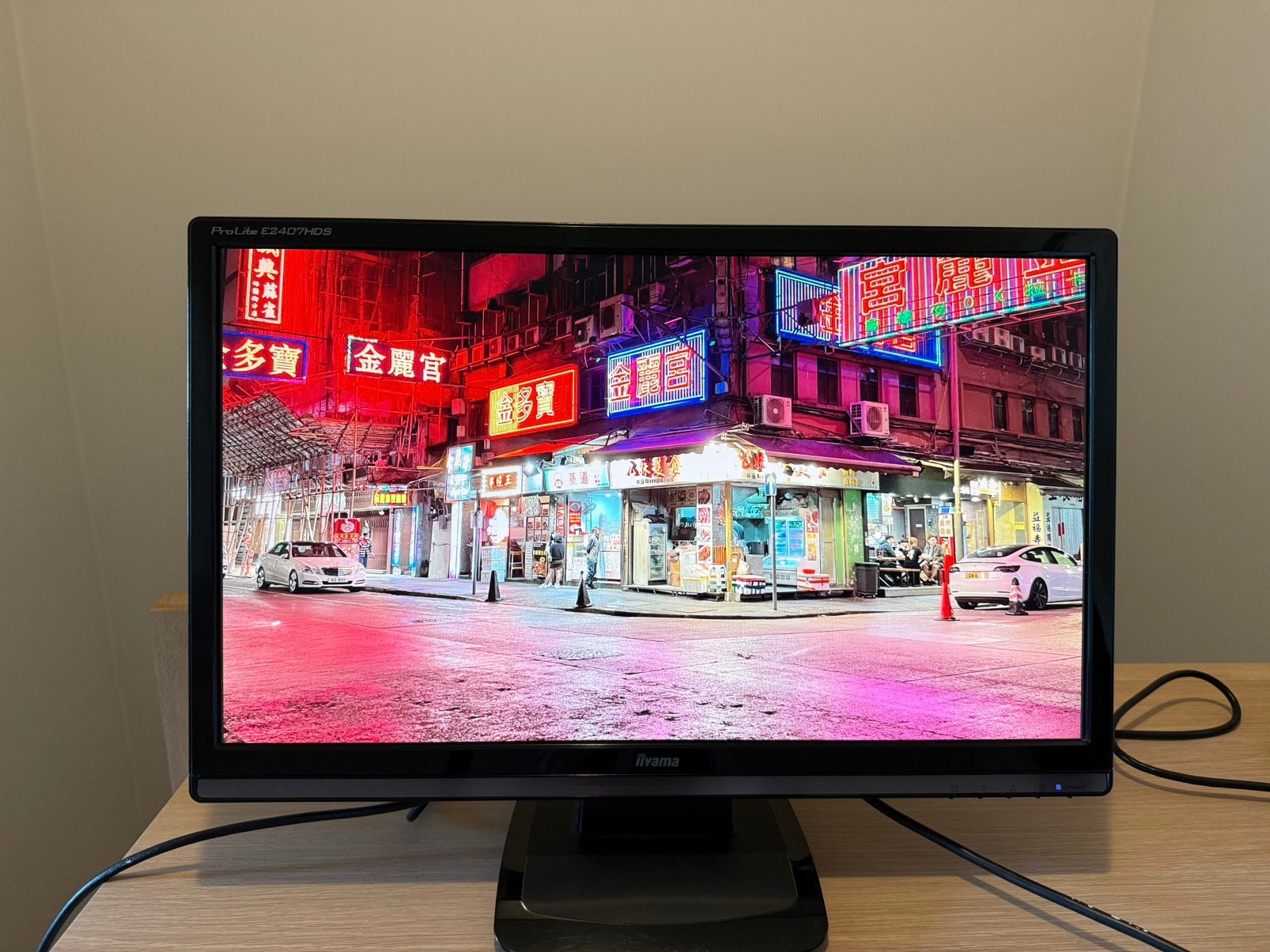 Iiyama 24 inch mat lcd scherm, Computers en Software, Gebruikt, Kantelbaar, Full HD, Onbekend