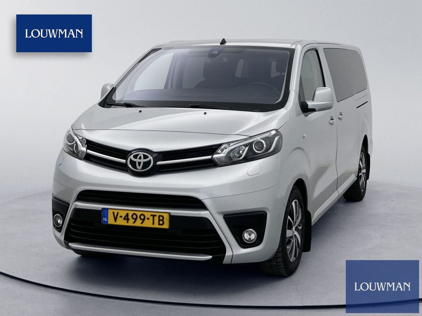 Toyota PROACE Worker 2.0 D-4D Dynamic Long Verso DC 177pk Pa, Autos, Argent ou Gris, Achat, Entreprise, Carnet d'entretien