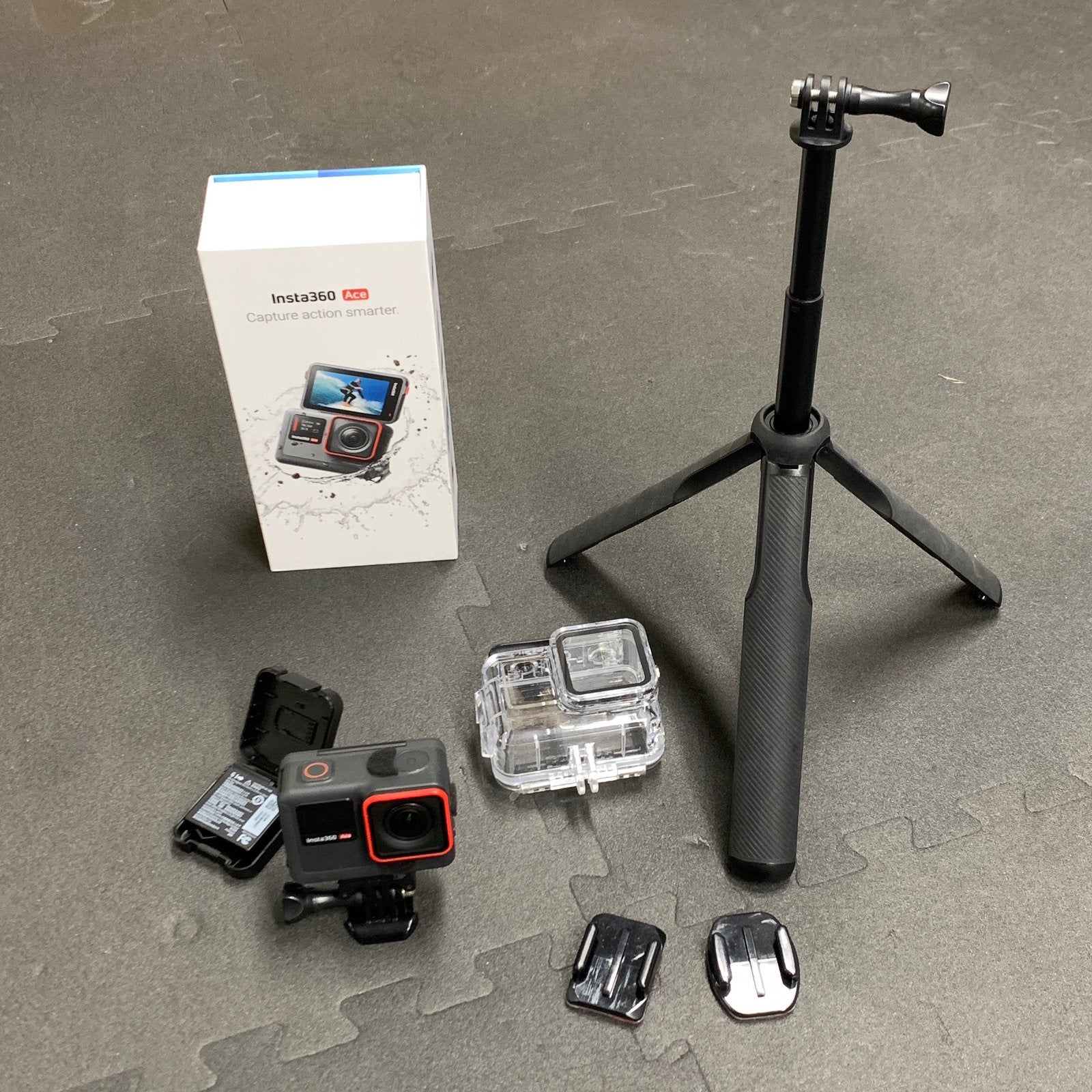 Insta360 Ace + extra’s, Ophalen of Verzenden, Zo goed als nieuw, Overige merken