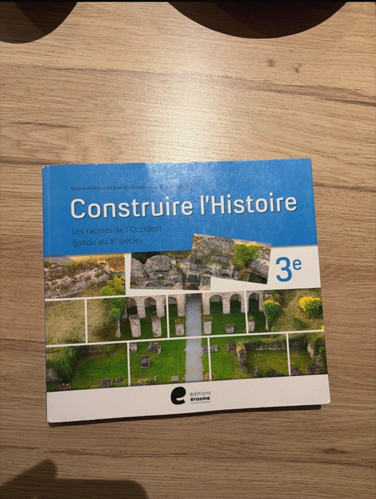 Construire l’histoire, Ophalen, Zo goed als nieuw, Geschiedenis