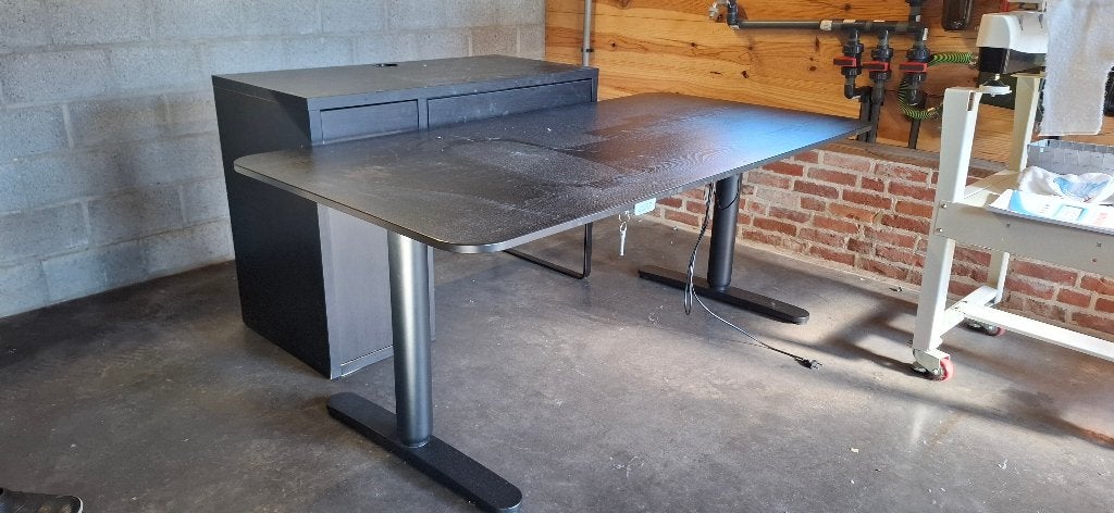 Elektrisch verstelbaar gaming bureau – zwart - Ikea Bekant, Ophalen, 160 cm, Gebruikt, IKEA