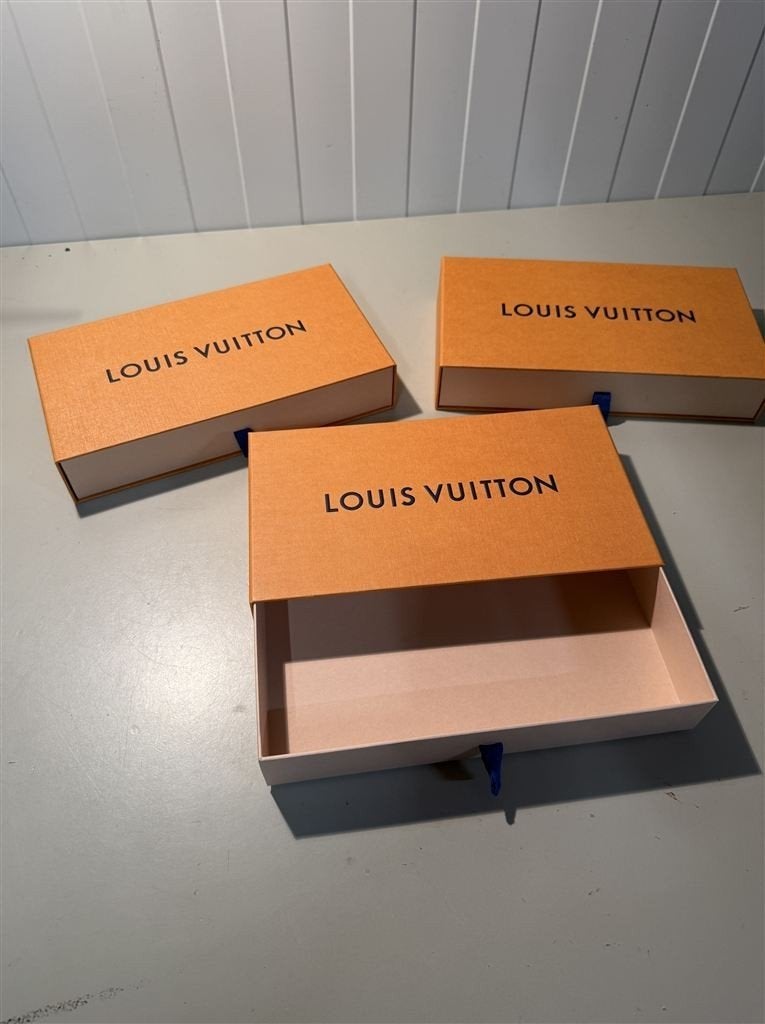 Louis vuitton Gifx box - drie doosjes - 25x13.5x4.5 cm, Verzamelen, Ophalen of Verzenden, Zo goed als nieuw