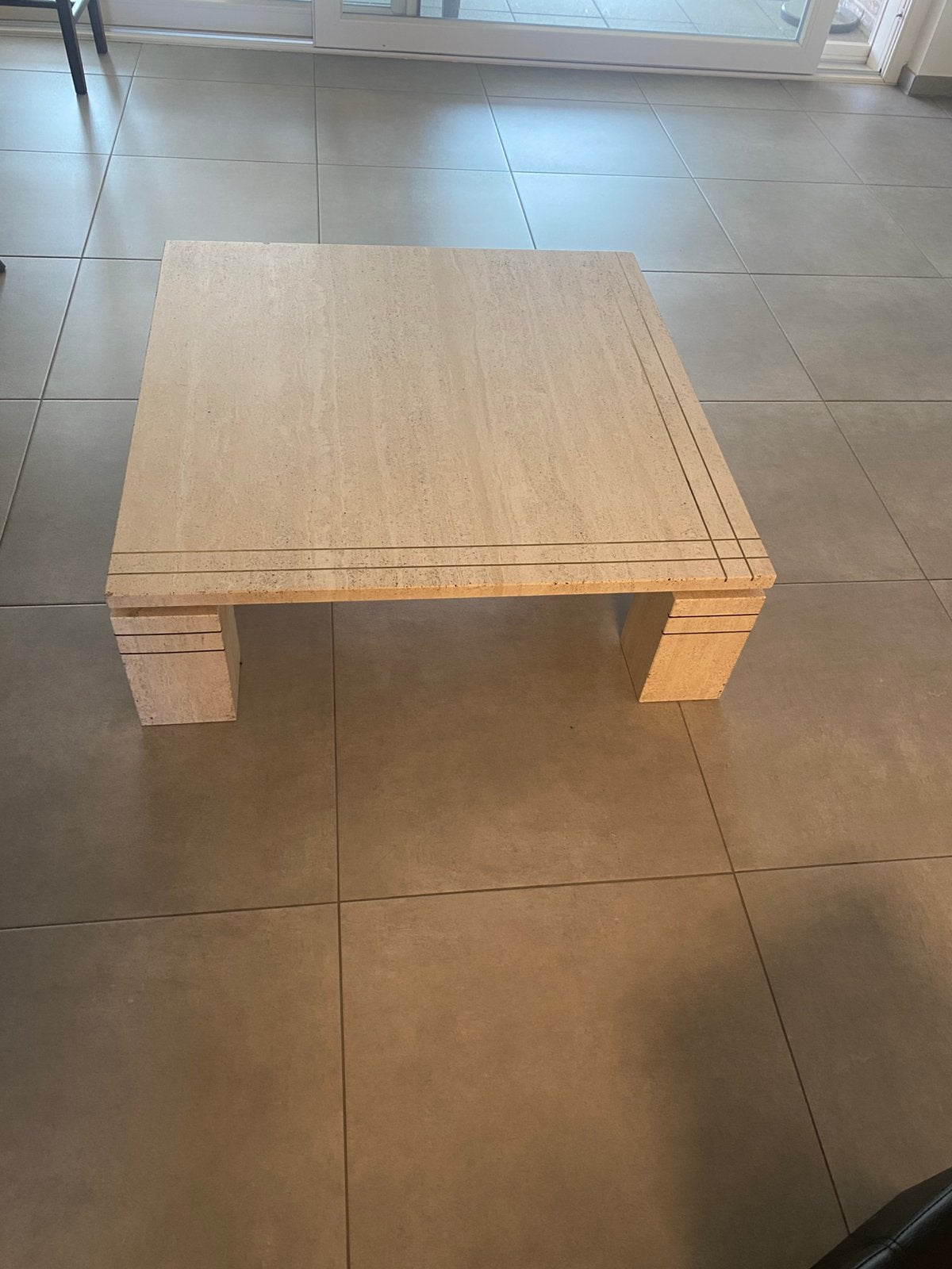 Travertin salontafel 1 meter op 1 meter, Ophalen, Zo goed als nieuw