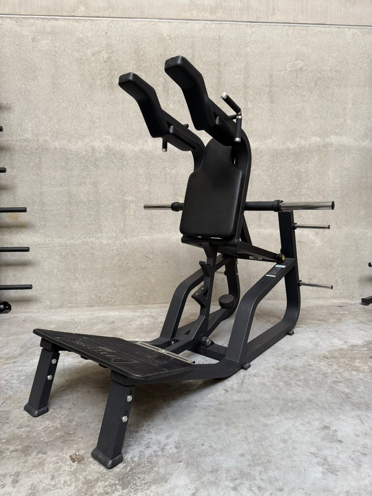 Hack- / V-squat machine SALE, Sport en Fitness, Ophalen of Verzenden, Zo goed als nieuw