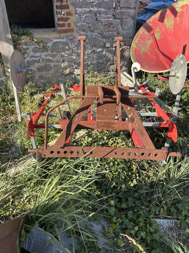 Dérouleuse de paillage plastique, Enlèvement, Utilisé