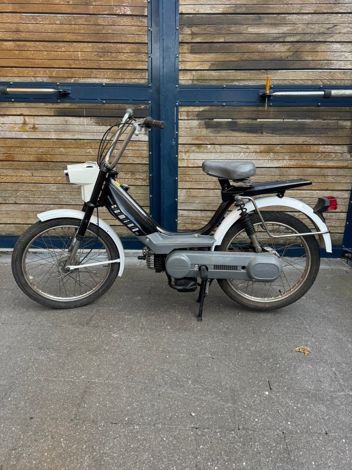 Honda camino dx b-klasse papieren, Fietsen en Brommers, Ophalen, Zo goed als nieuw