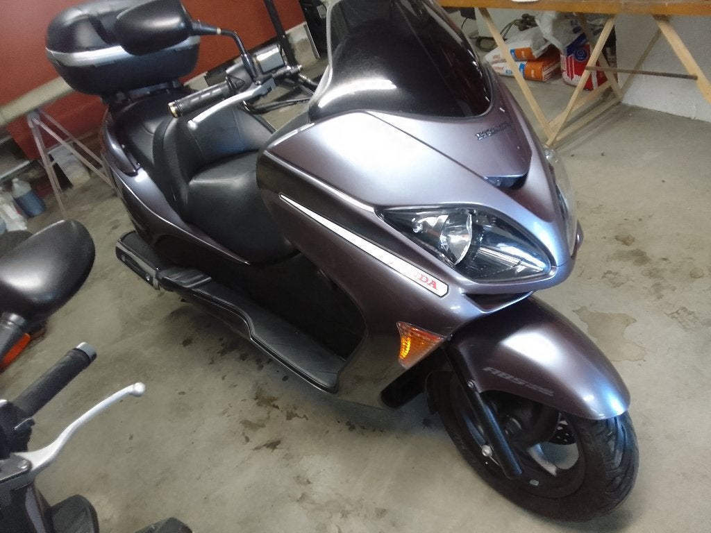 motos honda NSSX Forza 250 année 2005, Motos, Scooter, Occasion, Particulier, 12 à 35 kW