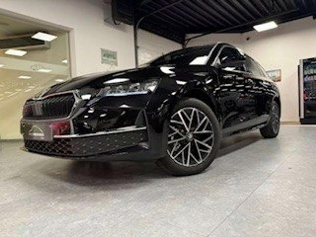 Skoda Octavia Octavia Combi 1.5 TSI mHEV DSG Selection, Autos, Neuf, Achat, 110 kW, Noir
