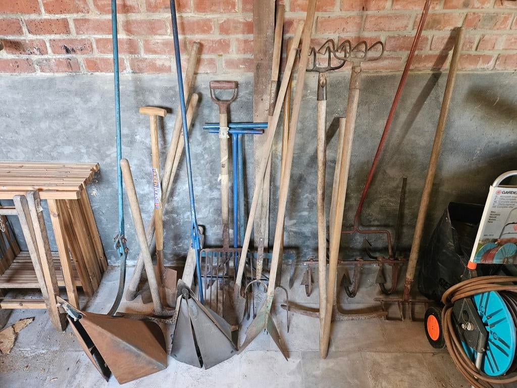 Landbouw handgereedschap, Ophalen, Gebruikt