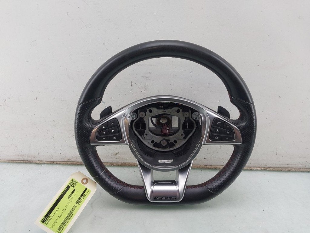 VOLANT DIRECTION Mercedes-Benz GLA (156.9) (01-2013/12-2019), Autos : Pièces & Accessoires, Commande, Mercedes-Benz, Utilisé, Dialog.mb@mercedes-benz.com