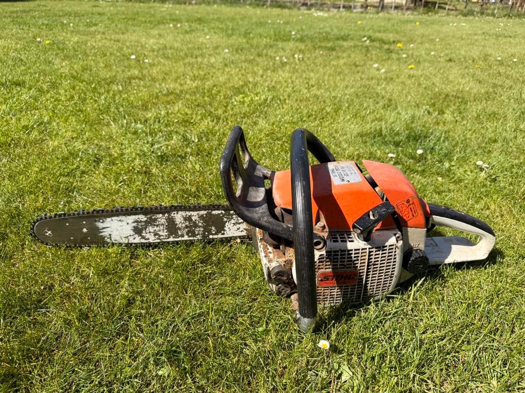 Tronçonneuse STIHL - essence, Enlèvement, Utilisé, Tronçonneuse
