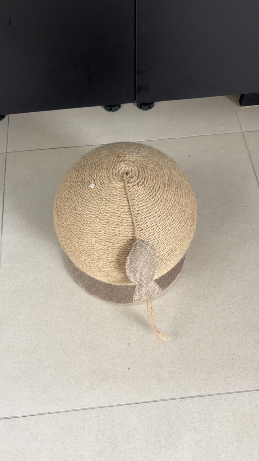 Boule de crabe pour chat avec jouet, Enlèvement, Comme neuf