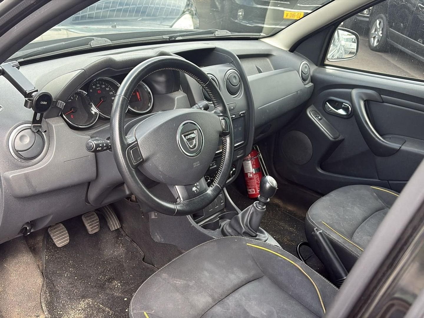 Dacia Duster 1.2 TCe 4x2 Ambiance | BOBINE NIET 100%! |, Autos, Dacia, Achat, Entreprise, Duster, Boîte manuelle