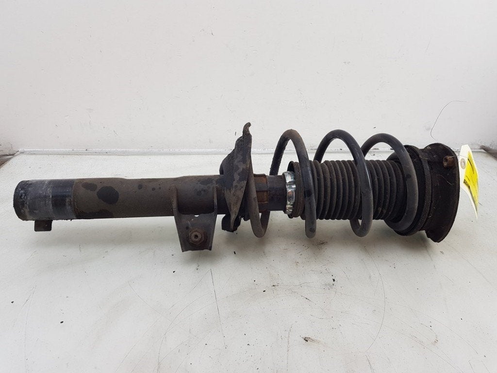 AMORTISSEUR OU ABSORBEUR DE CHOC AVANT GAUCHE Touran (5T1), Autos : Pièces & Accessoires, Utilisé, Volkswagen