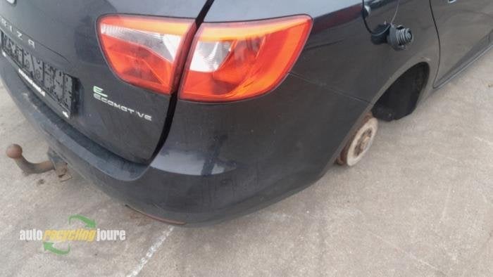 Feu arrière droit d'un Seat Ibiza, -, -, 3 mois de garantie, Utilisé