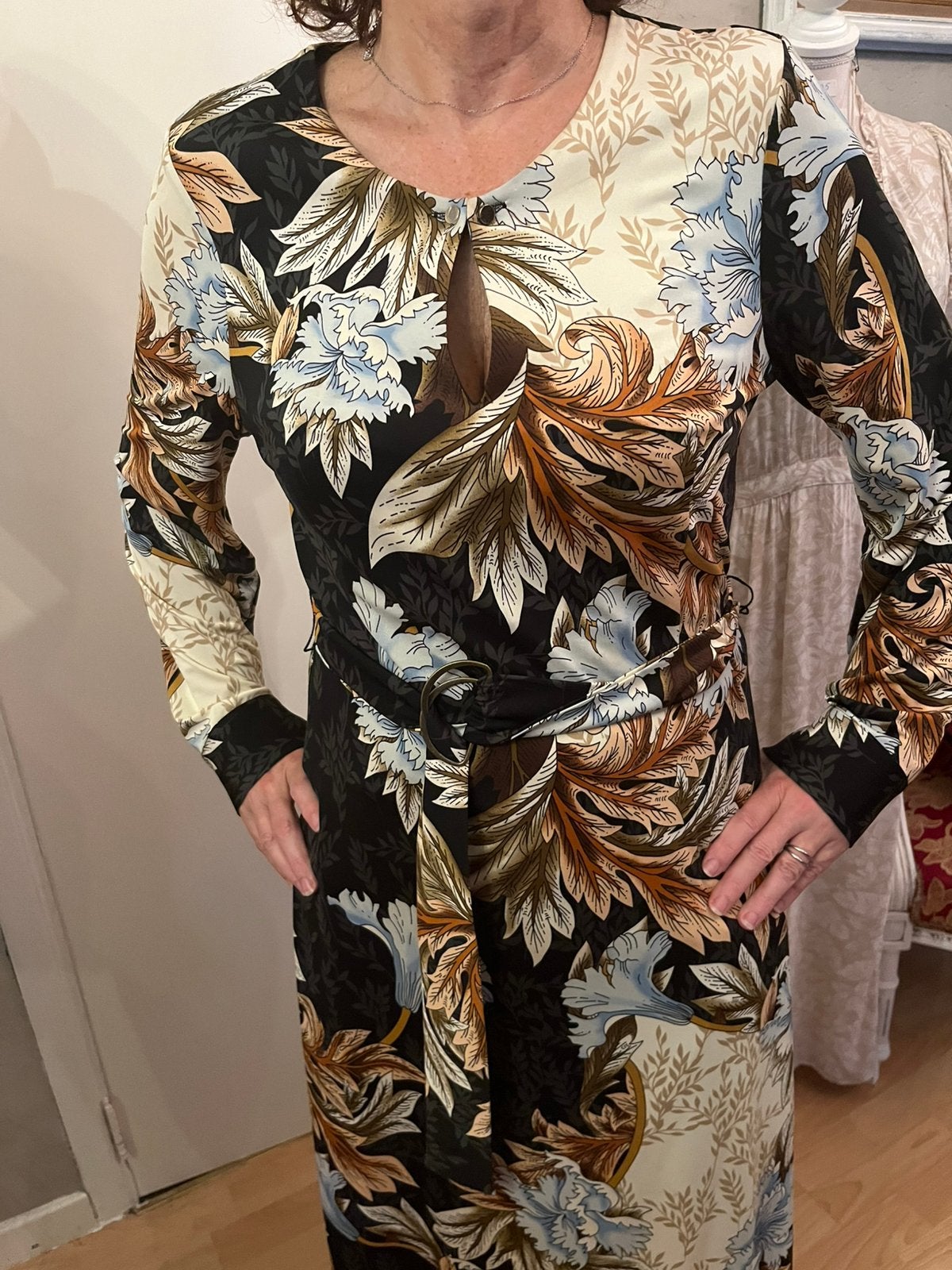 K-Design gevoerde lange jurk in NIEUWSTAAT, Kleding | Dames, Ophalen of Verzenden, Nieuw, Maat 38/40 (M)