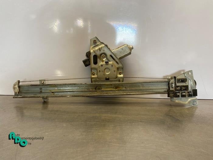 Mécanique vitre 4portes avant gauche d'un Mitsubishi Pajero, -, 3 mois de garantie, Utilisé, Mitsubishi