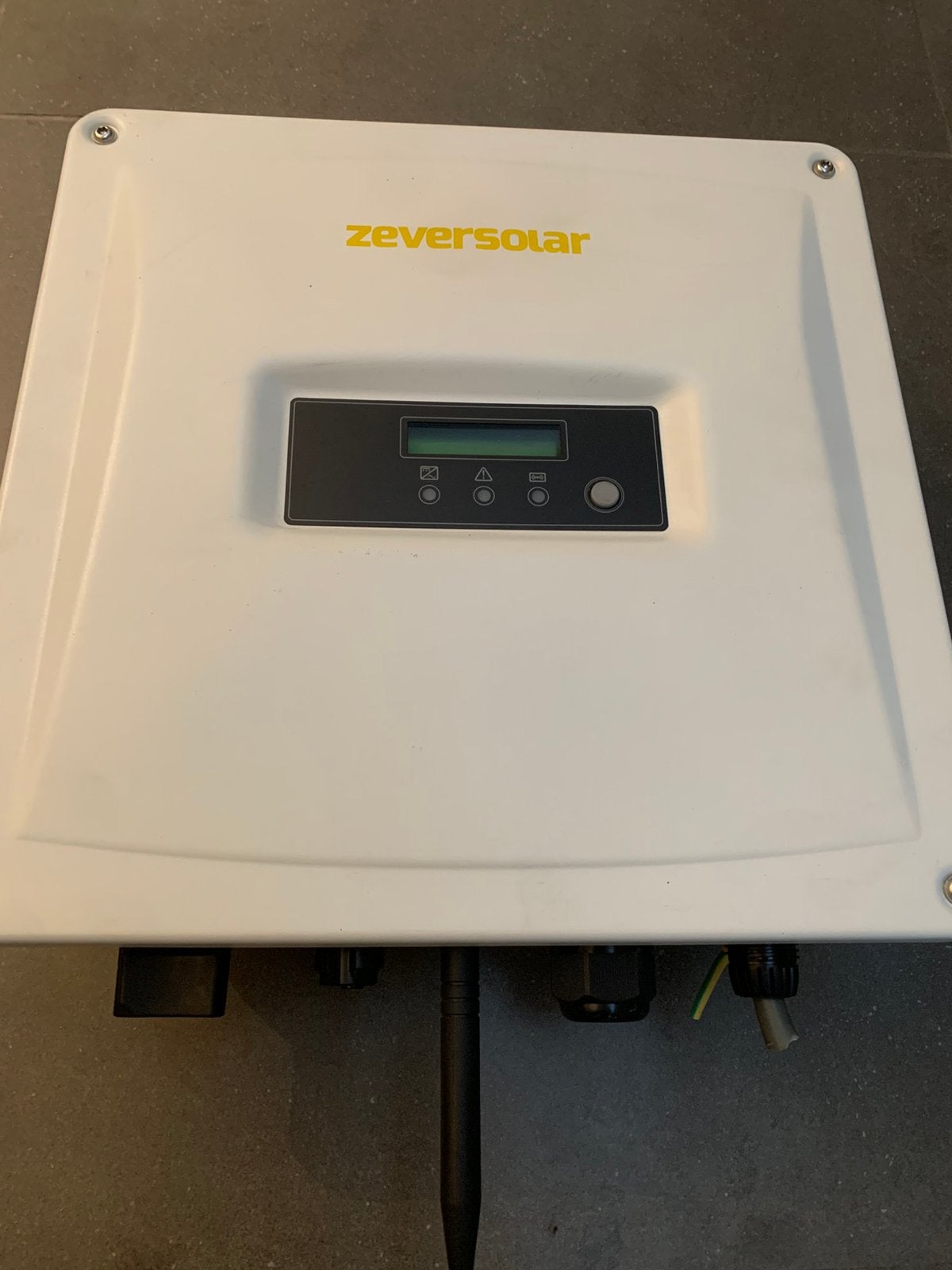 Onduleur à panneau solaire, Enlèvement ou Envoi, Utilisé, Collecteur, 200 watts-crêtes ou plus