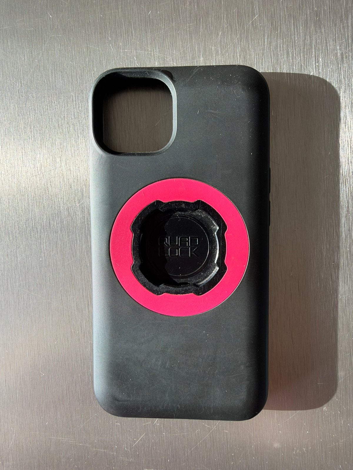Quad Lock Mag Safe Iphone 13, Télécoms, Enlèvement, Comme neuf, Quad Lock, IPhone 13