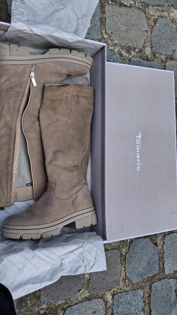 Tamaris laarzen 38, Kleding | Dames, Hoge laarzen, Beige, Ophalen of Verzenden, Zo goed als nieuw