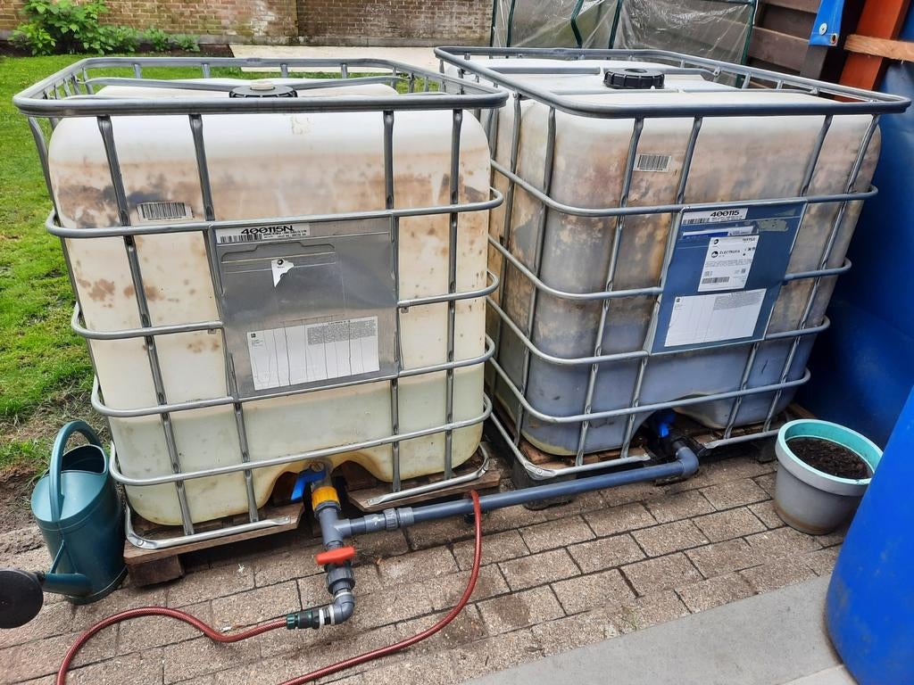 2 watertanks 2000 liter ., Enlèvement