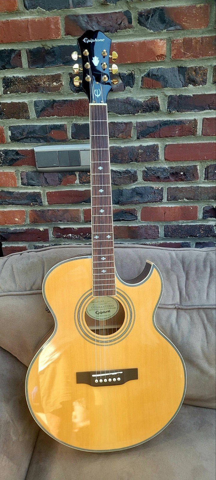 Epiphone PR5 E, Musique & Instruments, Instruments à corde | Guitares | Acoustiques, Enlèvement