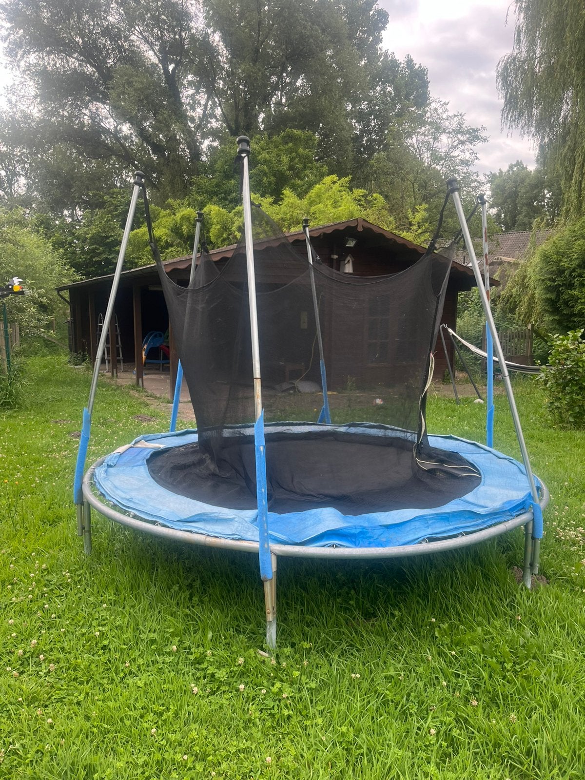 Trampoline met veiligheidsnet, Enfants & Bébés, Jouets | Extérieur | Trampolines, Enlèvement, Utilisé