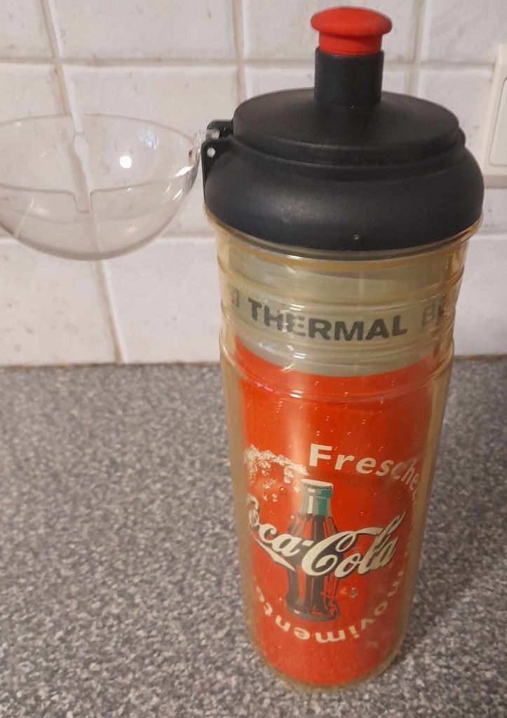 Thermische fles Coca Cola van Italië, Ophalen of Verzenden, Zo goed als nieuw, Gebruiksvoorwerp