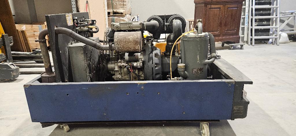 Diesel compressor compair 3000l/min, Ophalen