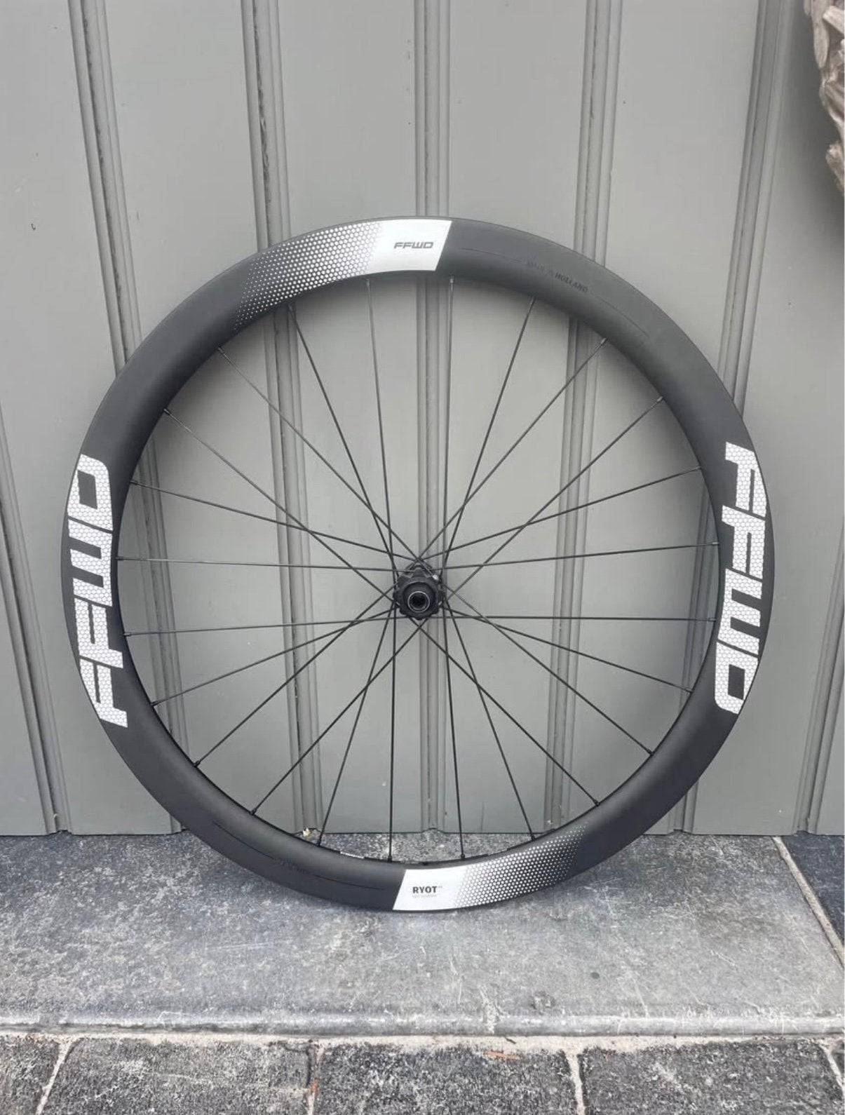 Disque FFWD RYOT dt swiss tubes (roue avant uniquement) ), Vélos & Vélomoteurs, Enlèvement ou Envoi, Comme neuf