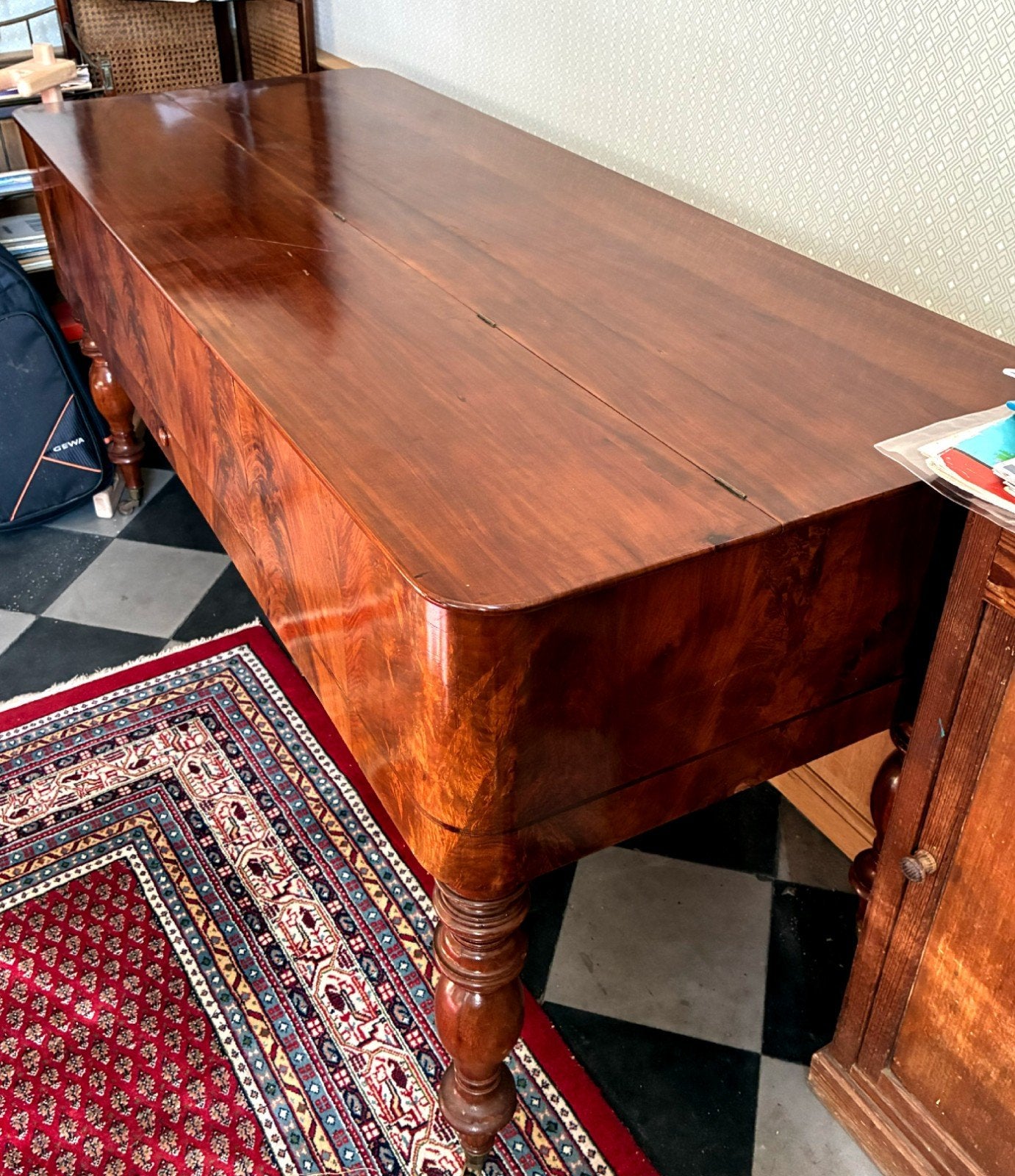 Piano table JS Sandström Stockolm, Enlèvement, Piano