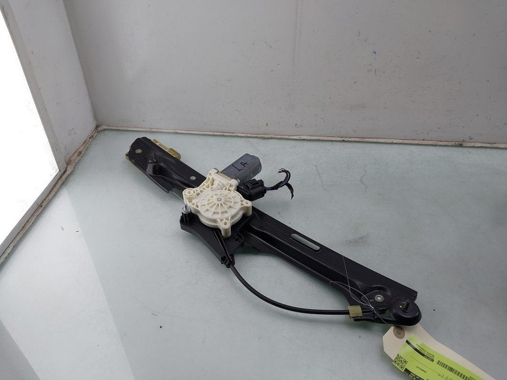 MECANISME VITRE ARRIÈRE GAUCHE X3 (F25) (|51357355639|), Utilisé, BMW, Petuelring 130
80809  München, DE, Bayerische Motoren Werke AG