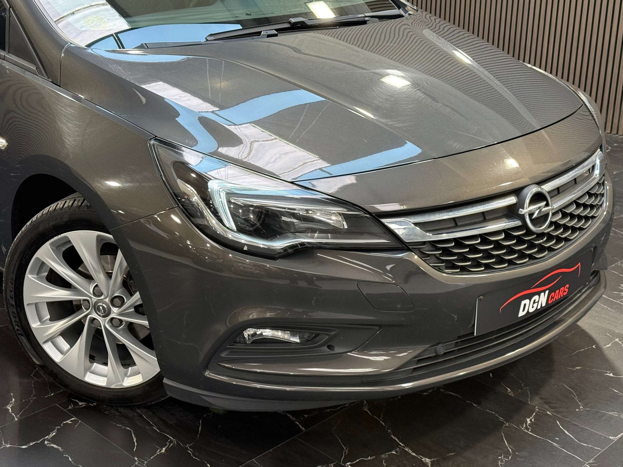 Opel Astra Astra 1.6 CDTi Edition, Autos, Argent ou Gris, Achat, Euro 6, Entreprise