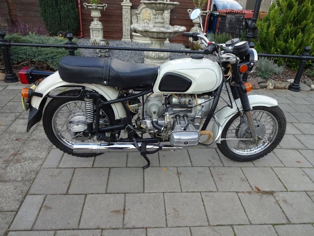 Ural/ Dnepr Solo 1977, Cardan-aandrijving, 2 cilinders, Nieuw, Toermotor