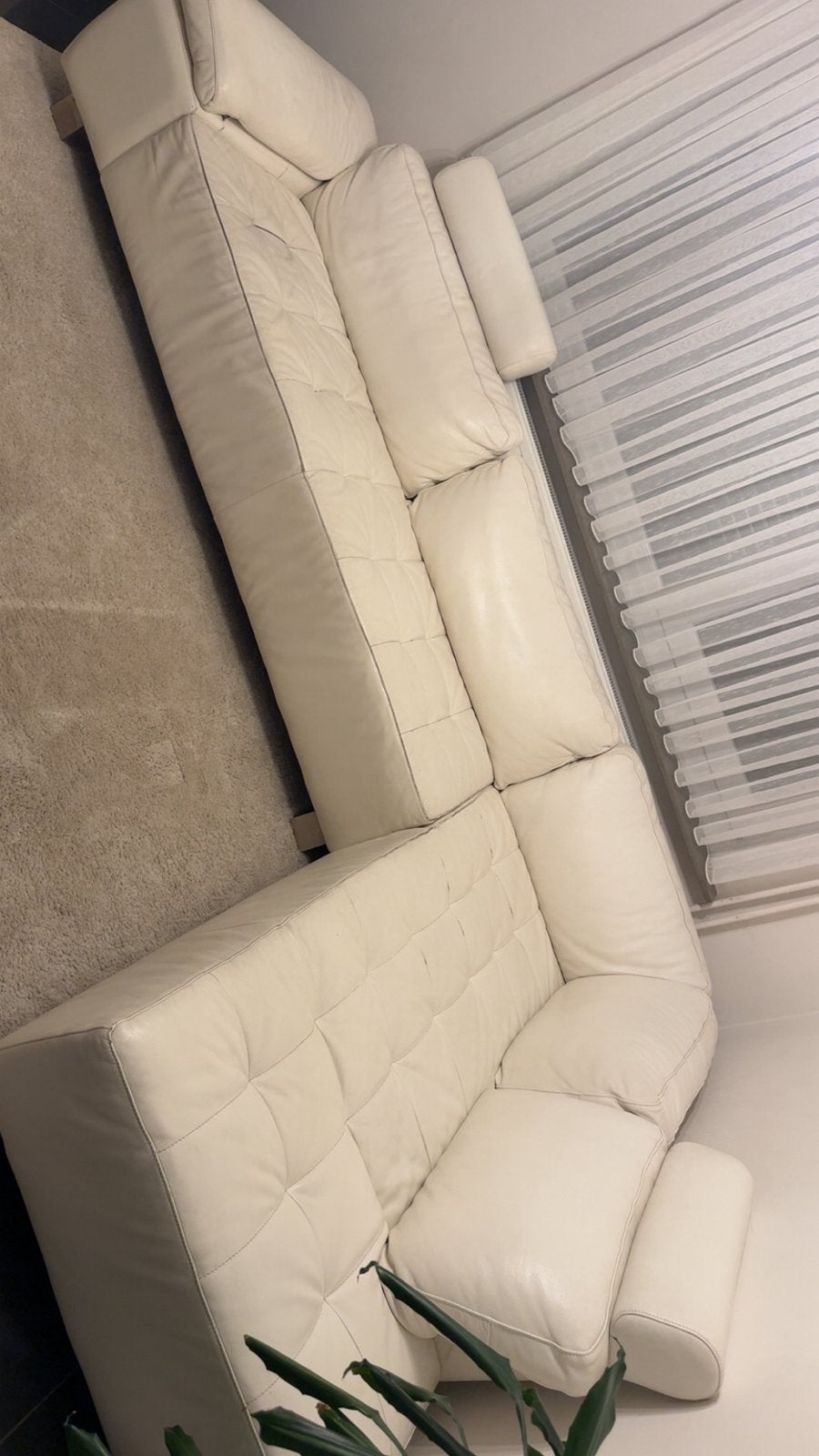 Witte Lederen Hoekbank / L-Vormige Zetel met Hoofdsteunen, Huis en Inrichting, Ophalen, Gebruikt, Leer