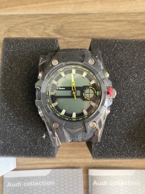 AUDI Quattro Outdoor Horloge, Handtassen en Accessoires, Horloges | Heren, Overige merken, Staal, Polshorloge, Nieuw