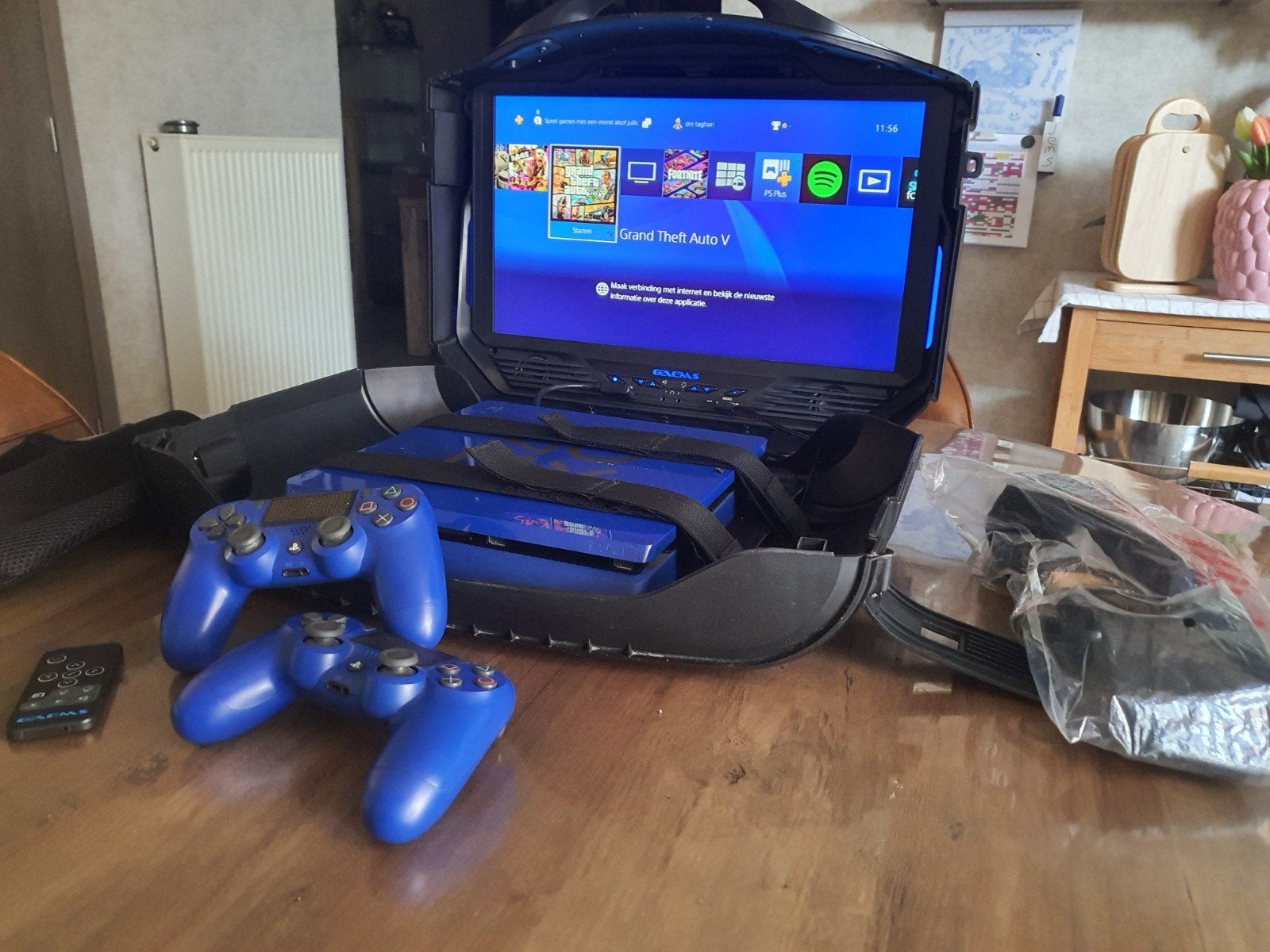 ps4 limited + Gaems G190 gaming all in one, Ophalen