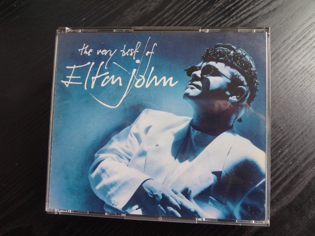 CD Elton John The Very Best (2 CD), Cd's en Dvd's, Rock, Ophalen of Verzenden, Zo goed als nieuw, Inclusief boekje
