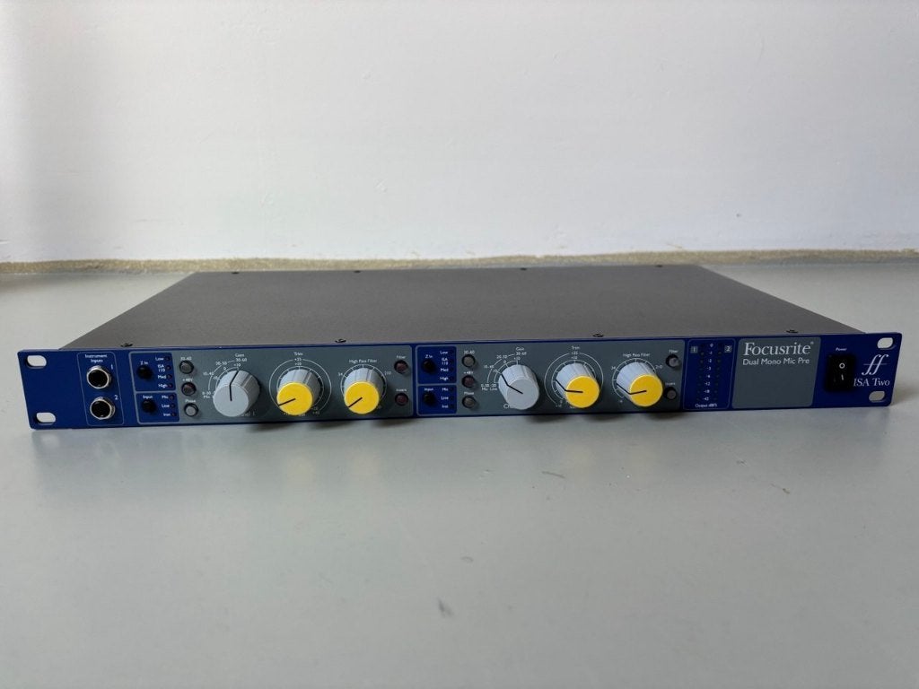 Focusrite ISA two - Dual Mic preamp, Enlèvement ou Envoi, Comme neuf, Audio