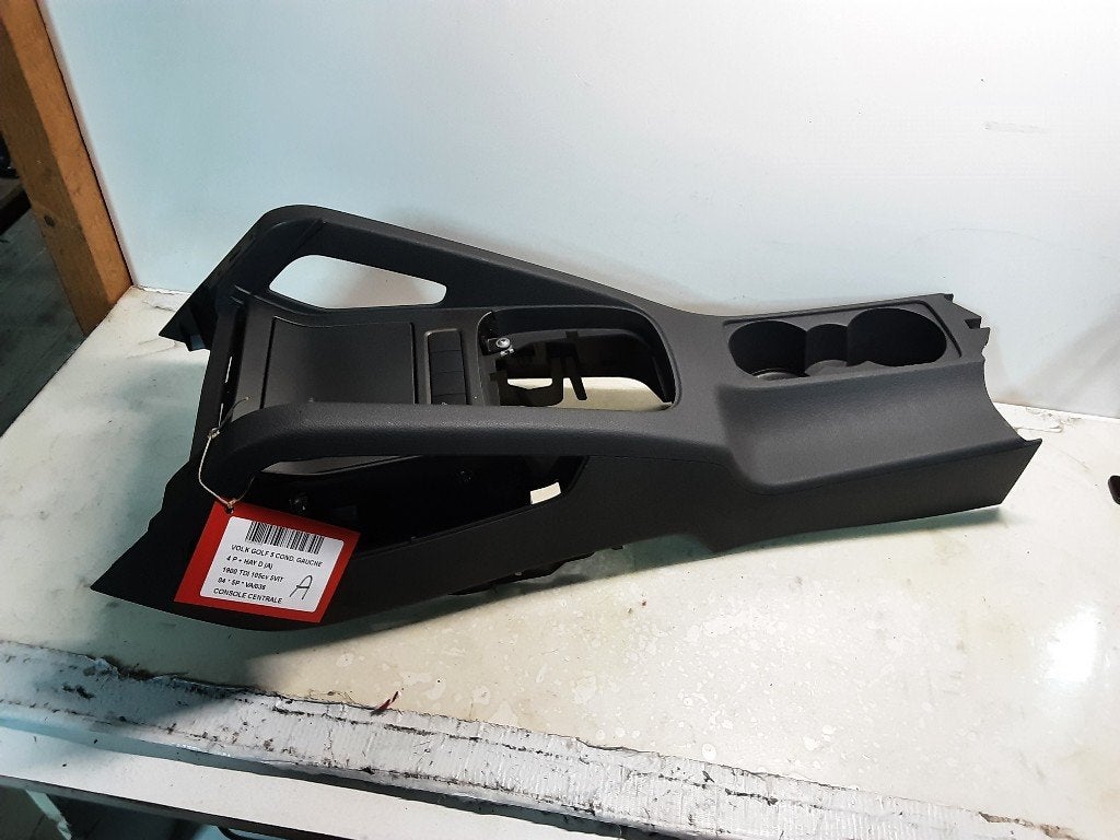 CONSOLE CENTRALE Volkswagen Golf V (1K1) (1K0863243A), Volkswagen, Mevr. I. Hauben, Utilisé, Rue de l'Espoir 34 34
4030  GRIVEGNÉE, BE